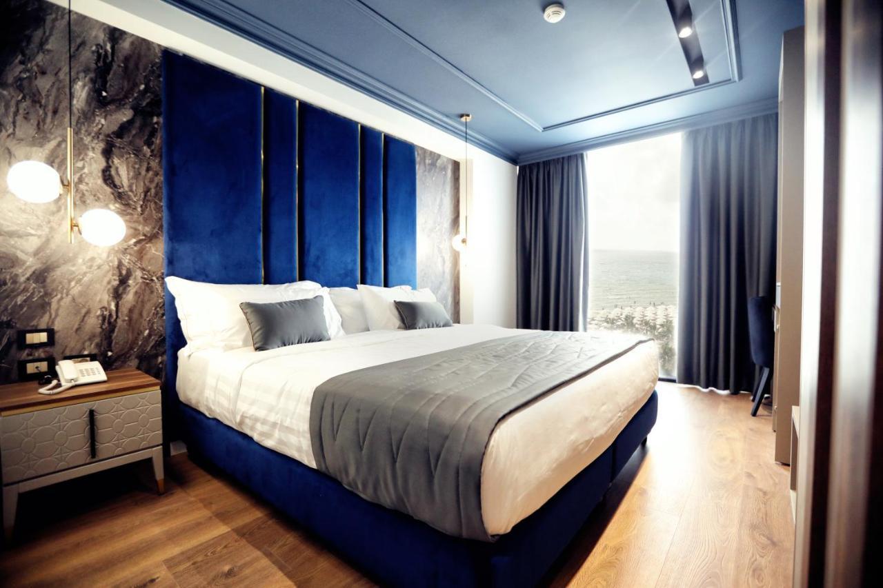 Luxury Premium Finese Hotel Голем Екстериор снимка